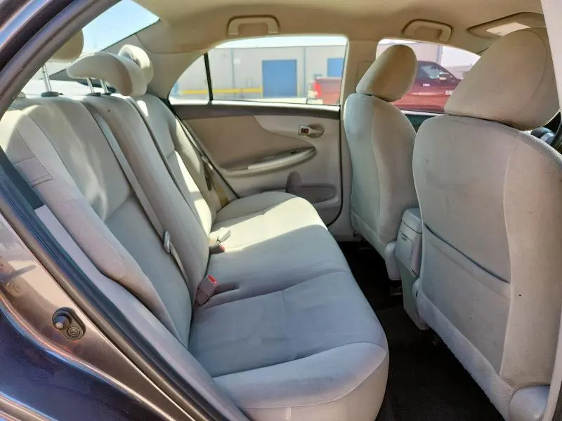 2013 TOYOTA COROLLA BASE  