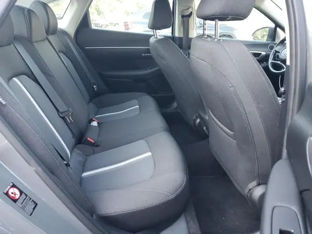 2022 HYUNDAI SONATA SE