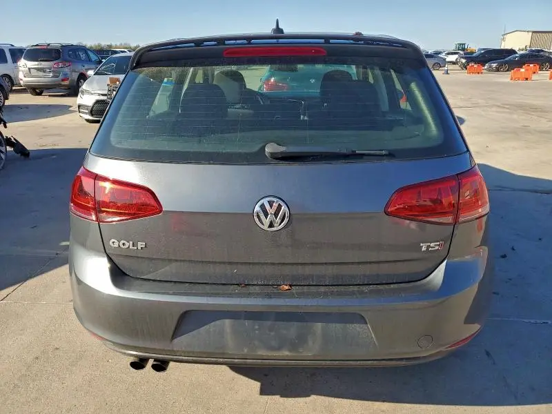 2016 VOLKSWAGEN GOLF S/SE  