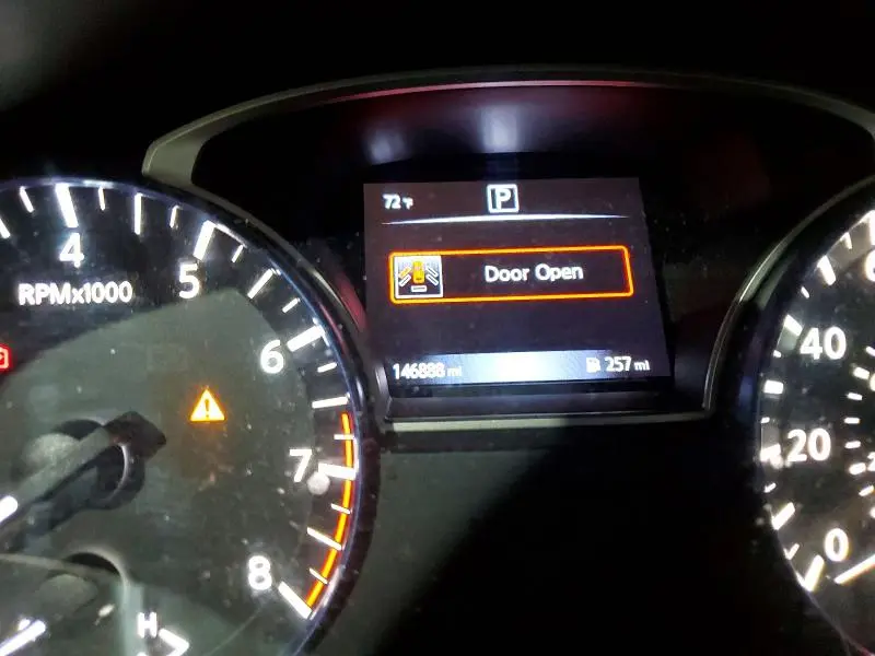 2016 NISSAN ALTIMA 2.5 SR  