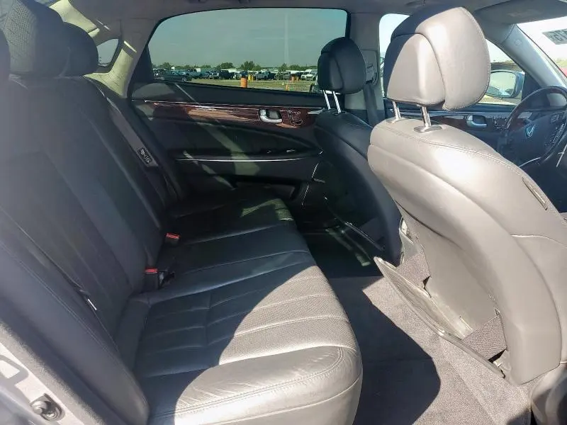 2013 HYUNDAI EQUUS SIGNATURE  