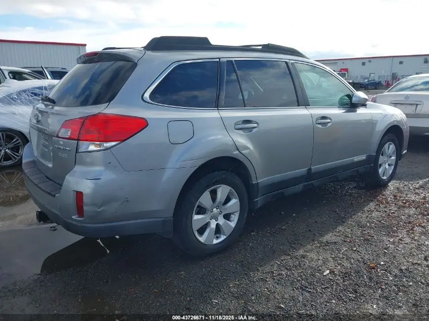 2011 SUBARU OUTBACK 2.5I PREMIUM