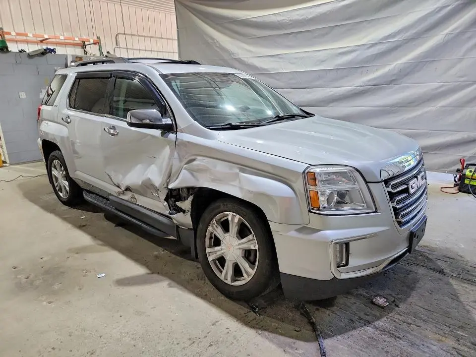 2017 GMC TERRAIN SLT  
