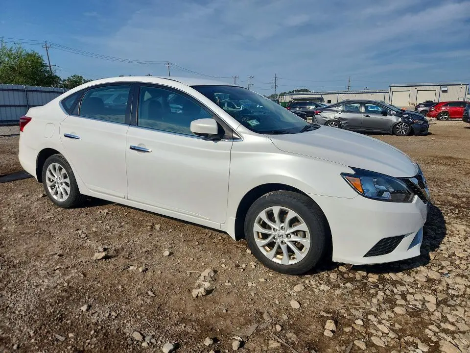 2019 NISSAN SENTRA SV  