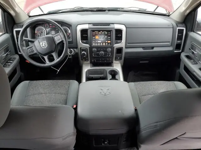 2015 RAM 1500 SLT  