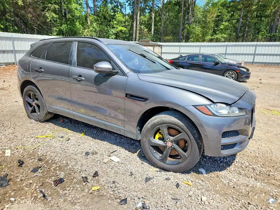 2017 JAGUAR F-PACE PREMIUM  