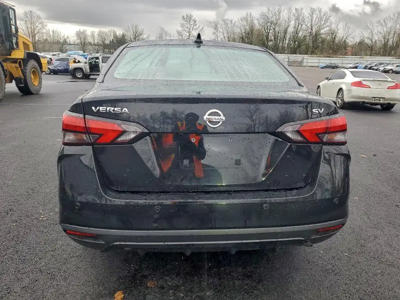 2020 NISSAN VERSA SV  