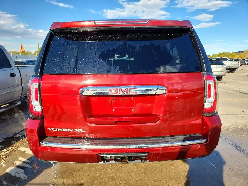 2017 GMC YUKON XL DENALI  