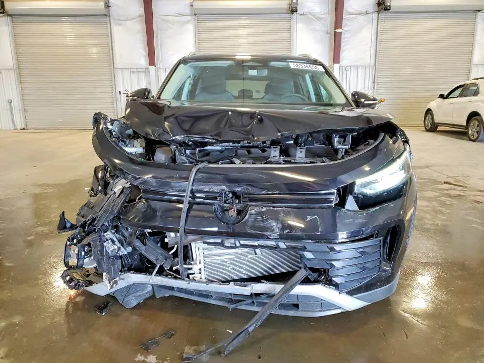 2025 VOLKSWAGEN TIGUAN SE  