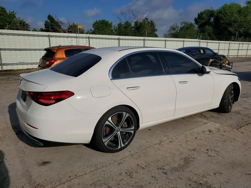 2022 MERCEDES-BENZ C 300  