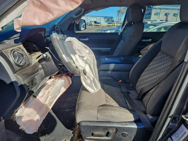 2019 TOYOTA TUNDRA CREWMAX SR5  