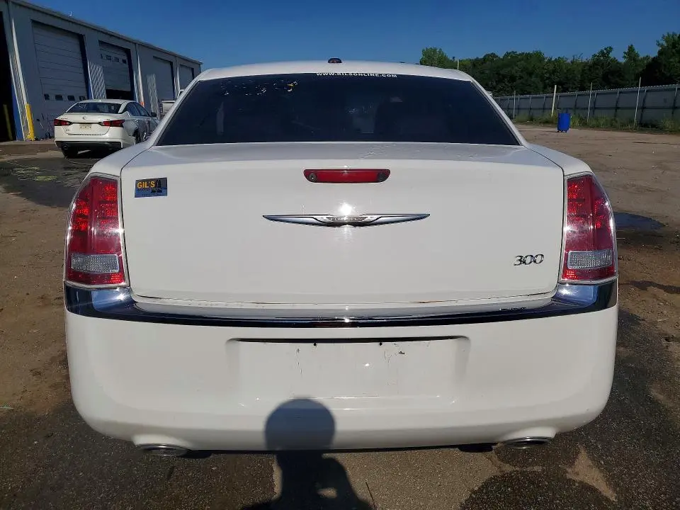 2013 CHRYSLER 300   