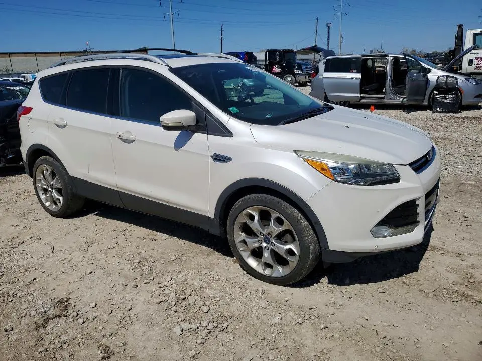 2016 FORD ESCAPE TITANIUM  
