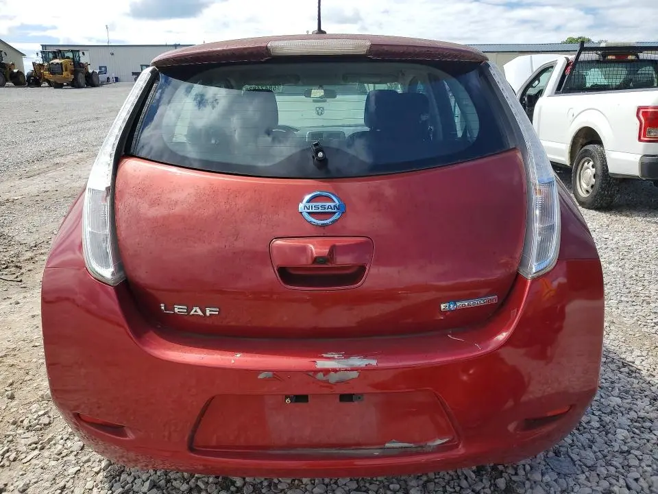 2015 NISSAN LEAF S  