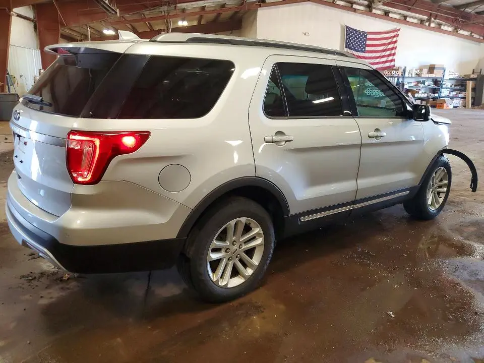 2017 FORD EXPLORER XLT  