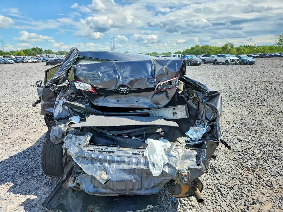2013 TOYOTA CAMRY LE  