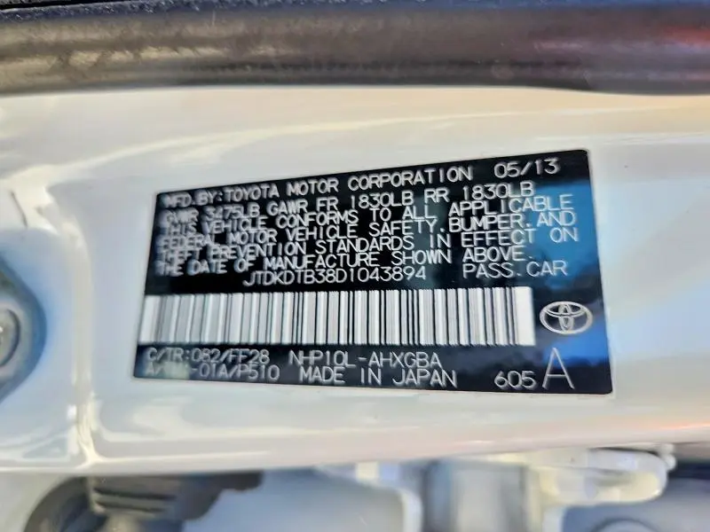 2013 TOYOTA PRIUS C   
