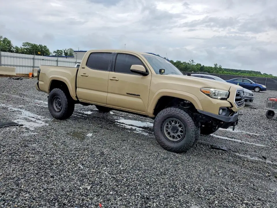 2018 TOYOTA TACOMA SR5 V6  