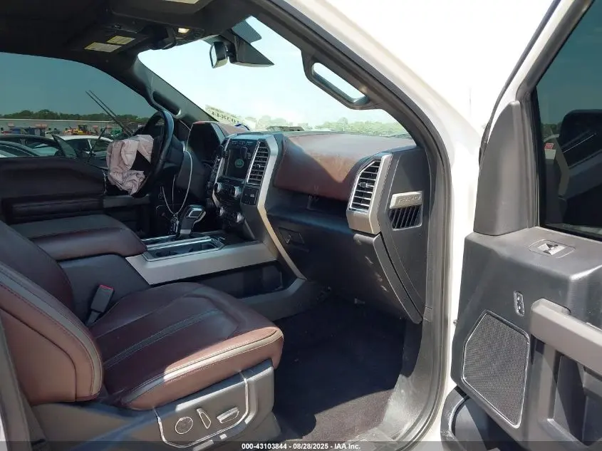 2017 FORD F-150 PLATINUM