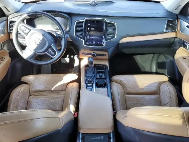 2016 VOLVO XC90 T6