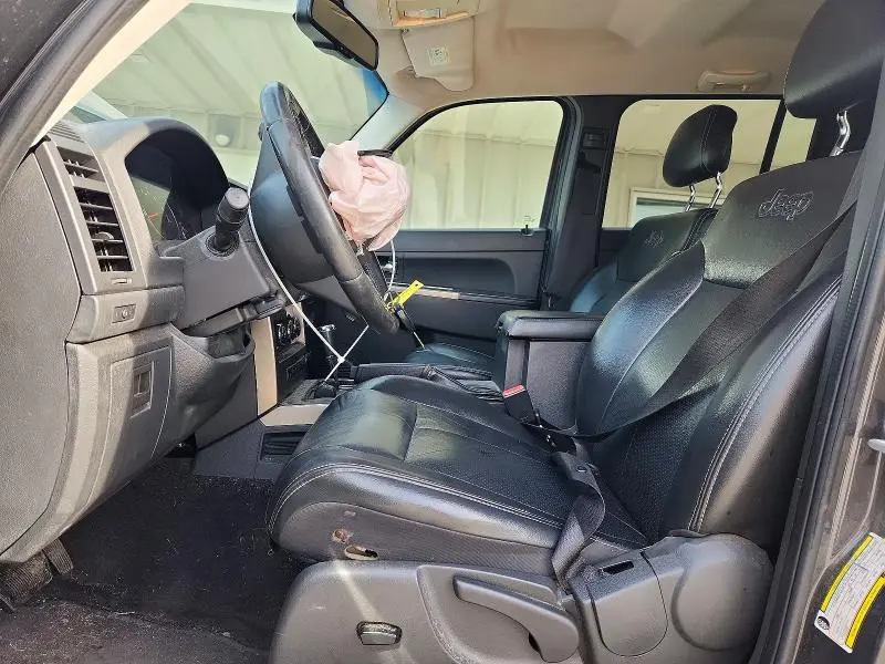 2011 JEEP LIBERTY LIMITED  