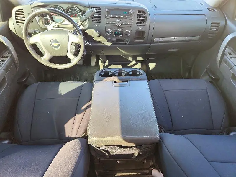 2010 CHEVROLET SILVERADO K1500 LT  