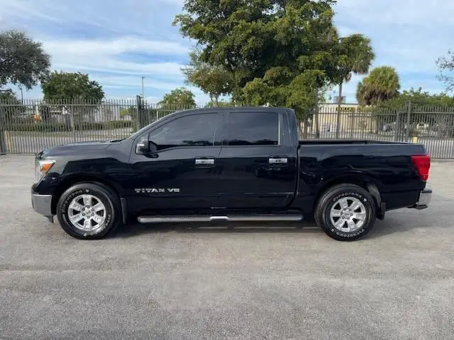 2018 NISSAN TITAN S