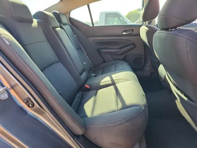 2021 NISSAN ALTIMA SV