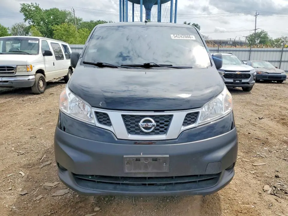 2015 NISSAN NV200 S  