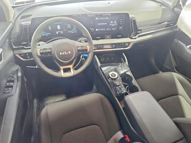 2025 KIA SPORTAGE LX  