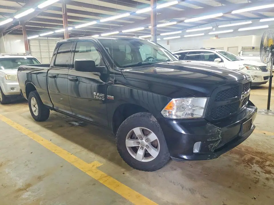2016 RAM 1500 ST  