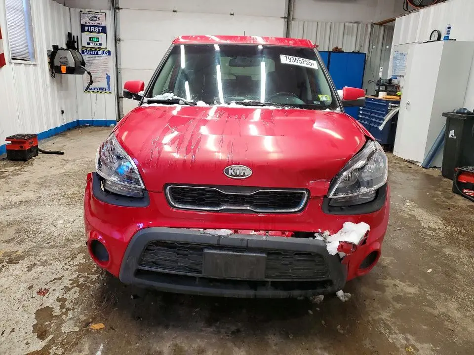2012 KIA SOUL +  