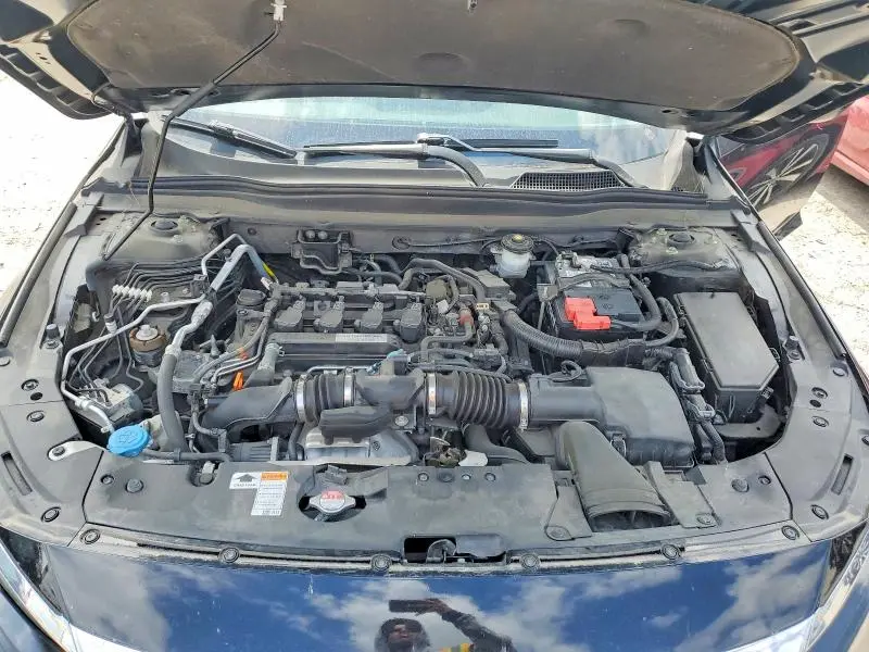 2018 HONDA ACCORD LX  
