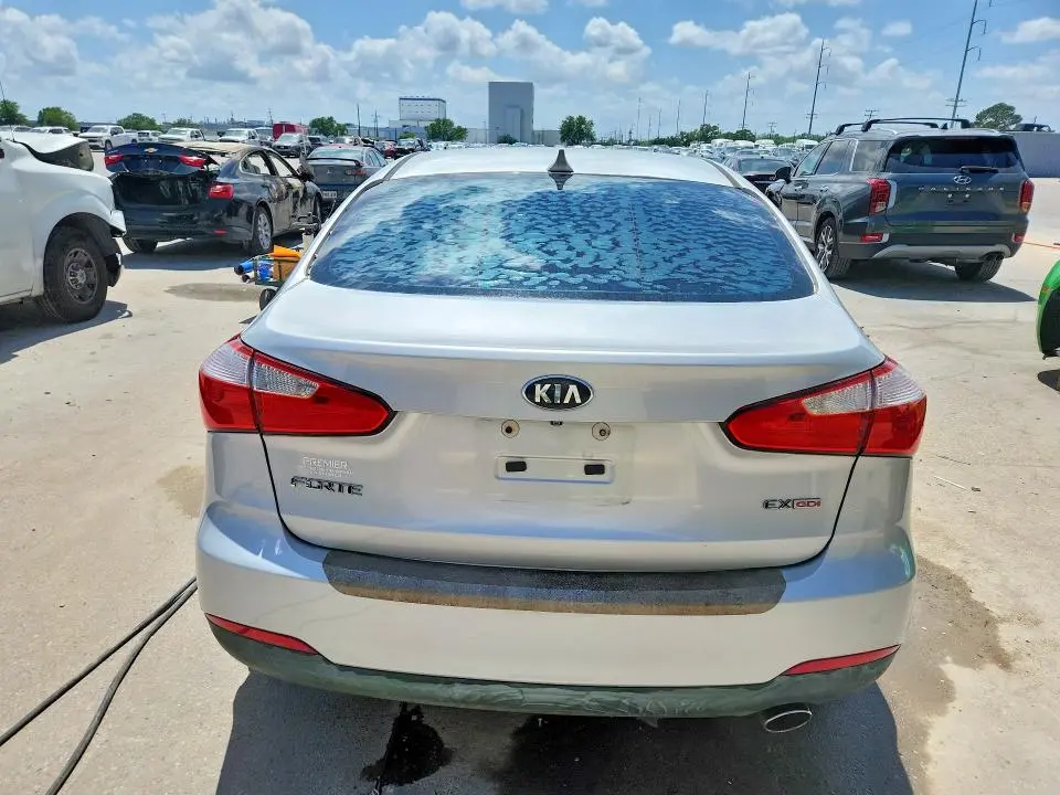 2016 KIA FORTE EX  