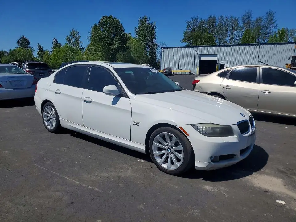 2011 BMW 328 XI  