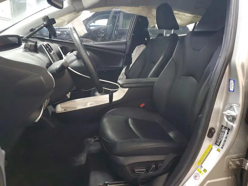 2016 TOYOTA PRIUS FOUR  