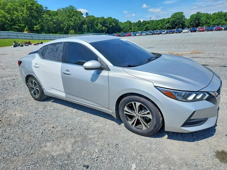 2022 NISSAN SENTRA SV  