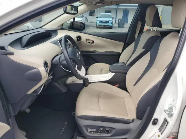 2016 TOYOTA PRIUS   