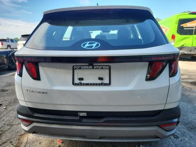 2025 HYUNDAI TUCSON SE  