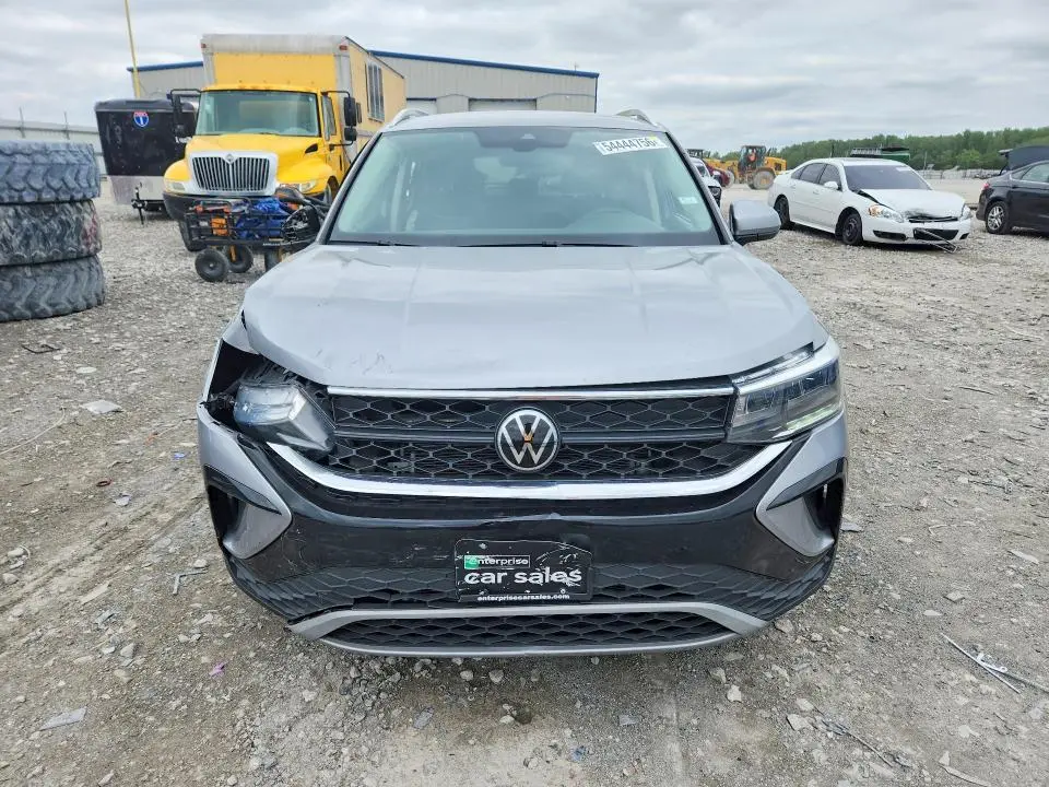2024 VOLKSWAGEN TAOS SE  