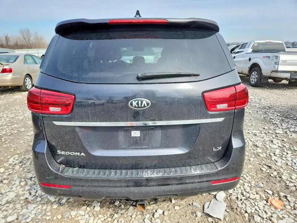 2020 KIA SEDONA LX  