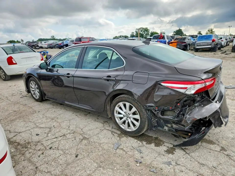 2019 TOYOTA CAMRY LE  