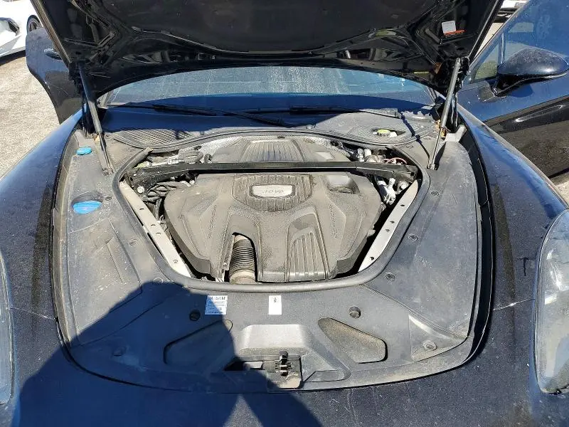 2017 PORSCHE PANAMERA 2  