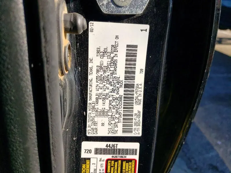 2012 TOYOTA TUNDRA CREWMAX SR5  