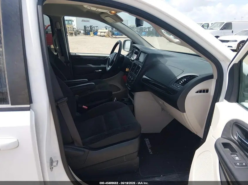 2017 DODGE GRAND CARAVAN SE