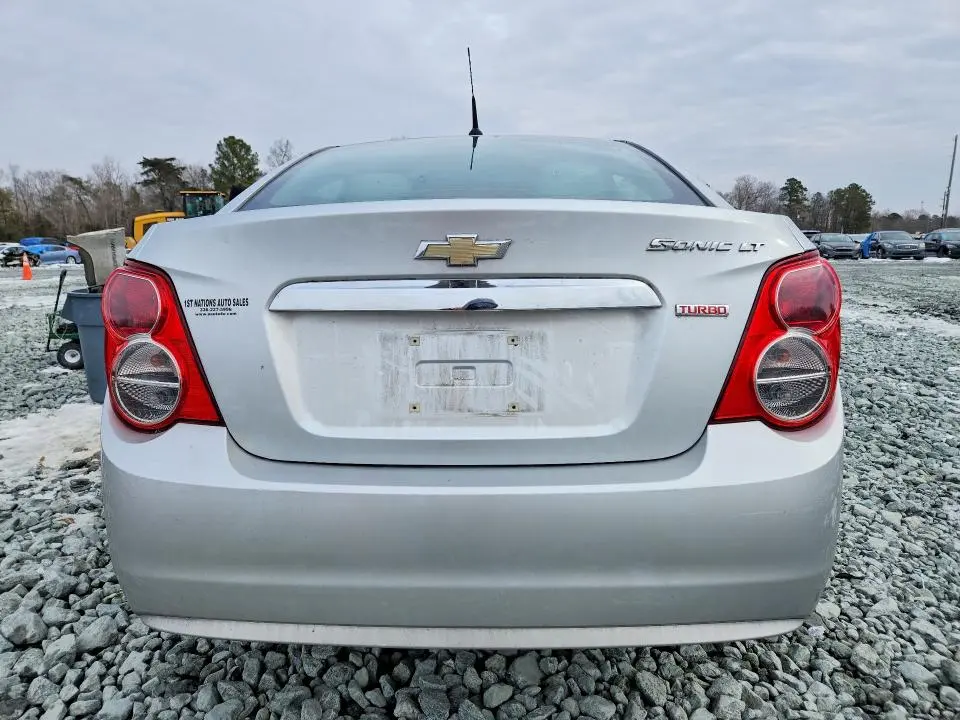 2014 CHEVROLET SONIC LT  