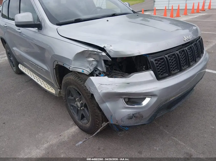 2017 JEEP GRAND CHEROKEE LAREDO 4X2