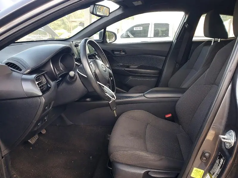 2018 TOYOTA C-HR XLE  