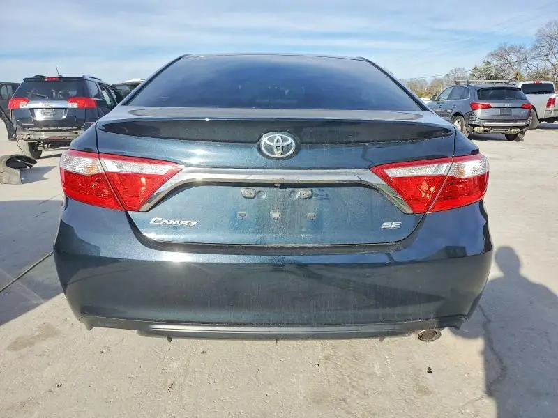 2015 TOYOTA CAMRY LE  