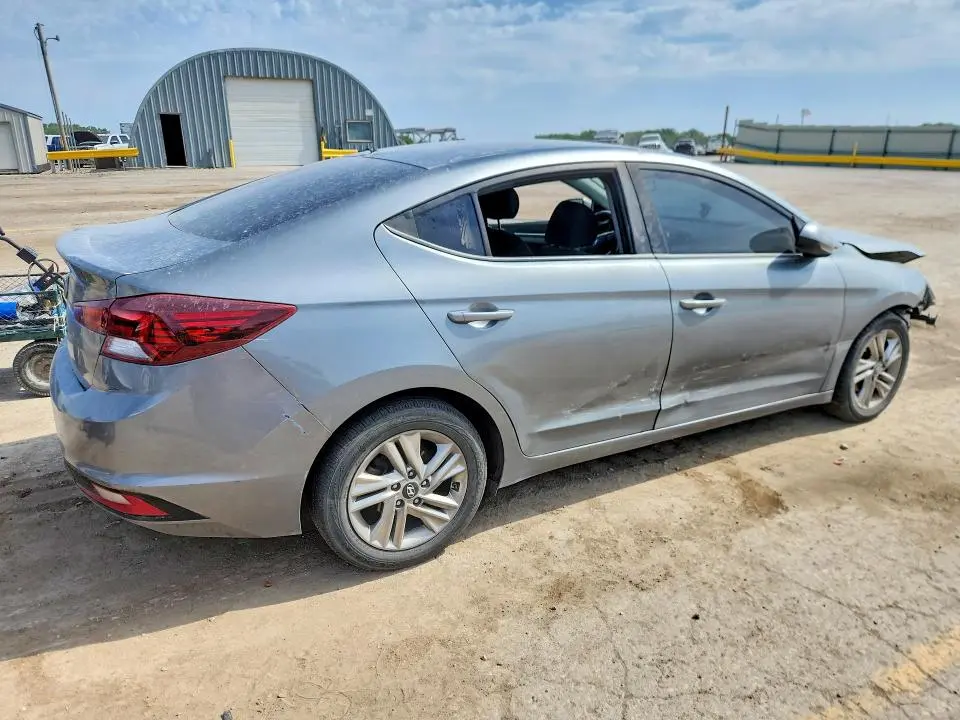 2019 HYUNDAI ELANTRA SEL  